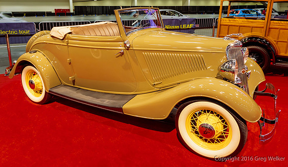 1934 Ford Model 40 Deluxe Cabriolet