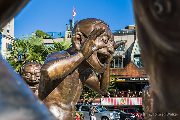 "A-maze-ing Laughter" Sculpture By Yue Minjun In Morton Park