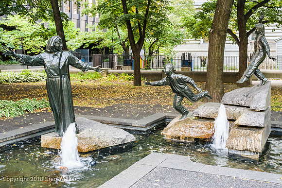 Sculpture by Jules Lasalle in tribute to Marguerite Bourgeoys in Margerite-Bourgeoys Square.