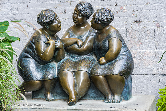 The Whisperers sculpture by Rose-Aimee Belanger.